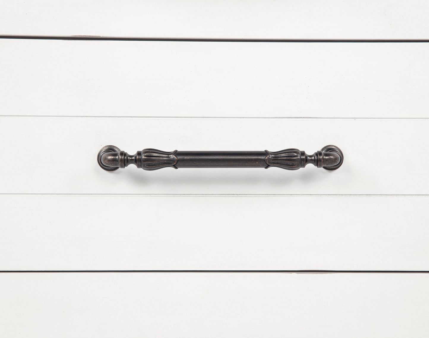 McKinney 4-piece Eastern King Bedroom Set Vintage White